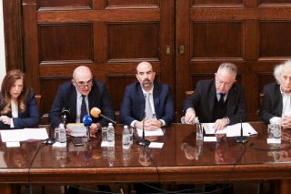«Είναι ακατάλληλος για τον θεσμικό του ρόλο»